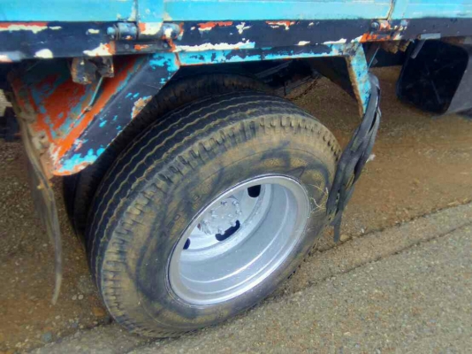 อีซูซุ ขนาด 100 แรงม้า เครื่องเดิม ปีจดทะเบียน 2542 98 แรงม้า อีซูซุ ขนาด 100 แรงม้า เครื่องเดิม ปีจดทะเบียน 2542 98 แรงม้า