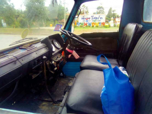 อีซูซุ ขนาด 100 แรงม้า  เครื่องเดิม ปีจดทะเบียน 2542 98 แรงม้า