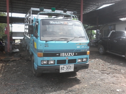ISUZU 4 ล้อ เครื่องดี ครัชชีสวย เอกสารพร้อม รถพร้อมใช้งาน ISUZU 4 ล้อ เครื่องดี ครัชชีสวย เอกสารพร้อม รถพร้อมใช้งาน