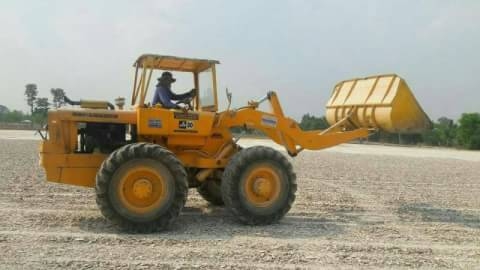 ขายด่วนรถตัก JH30B ต่อแขนยาว สภาพสวยๆ เครื่องปั้มดีเยี่ยม รถพร้อมใช้งาน ทันที เอกสารสัญญาซื้อขาย