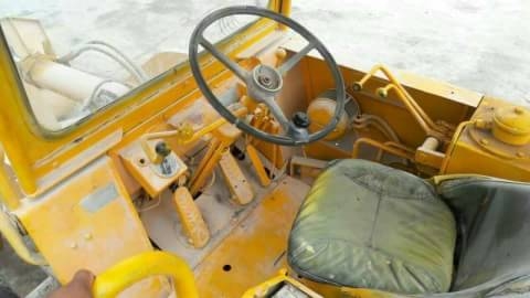 ขายด่วนรถตัก JH30B ต่อแขนยาว สภาพสวยๆ เครื่องปั้มดีเยี่ยม รถพร้อมใช้งาน ทันที เอกสารสัญญาซื้อขาย