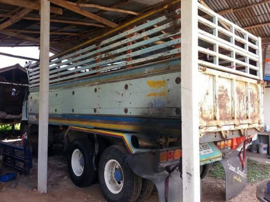 ขายรถ10ล้อ ดั้ม2เพลา ร็อกกี้240 สโลกลาง รถสวยสภาพดี เอกสารพร้อมโอน ราคา760,000 สนใจโทร 090-8588220คุณนะ 093-3258446คุณบิว หรือเข้าดูสินค้าอื่นๆได้ที่ www.narong2truck.com หรือ www.truck.in.th/498 หรือเพจFacebook ณรงค์ ซื้อขายรถมือสอง (เว็บไซต์ส่วนตัว) หรื