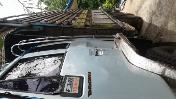 ขายรถสิบล้อ เพลาเดียว ร็อคกี้175 FVM สนใจติดต่อ0896252299 ต้น