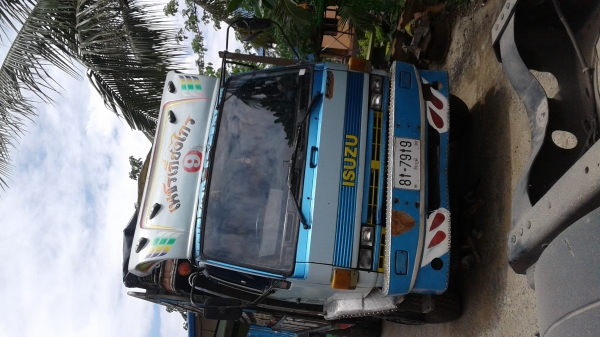 ขายรถสิบล้อ เพลาเดียว ร็อคกี้175 FVM สนใจติดต่อ0896252299 ต้น