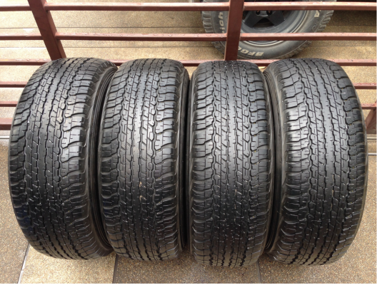 ยาง Dunlop 265 65 17 กลางปี15 ดอกเต็ม ราคาไม่แพง