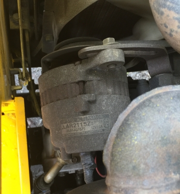 ขายครับดั้ม 8 ล้อ MITSUBISHI DD180 จากญี่ปุ่น เครื่องดีเซล ชั่วโมงการใช้งานน้อย