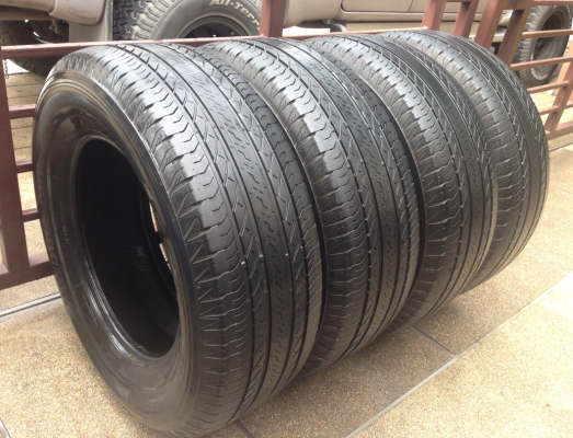 ยาง Bridgestone 265 65 17 ปลายปี15 ดอกเยอะ ราคาไม่แพง
