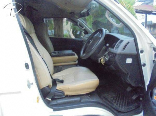 TOYOTA COMMUTER, 2.7 vvt-i แต่ง VIP สวย ติดแก๊ส LPG รถสวย สภาพพร้อมใช้งาน ระบบแอร์เกียร์ใช้ได้ทุกอย่าง TOYOTA COMMUTER, 2.7 vvt-i แต่ง VIP สวย ติดแก๊ส LPG รถสวย สภาพพร้อมใช้งาน ระบบแอร์เกียร์ใช้ได้ทุกอย่าง