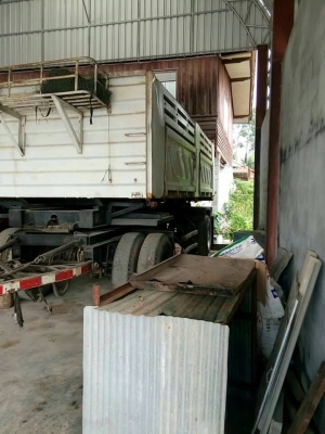 ขายหางพ่วง  สามมิต  2  เพลา.  ปี 49.    สนใจติดต่อ  081 - 6079515