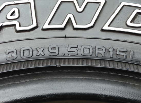 ยาง All Dunlop 30 9.5 R15 ดอกเยอะ ราคาไม่แพง