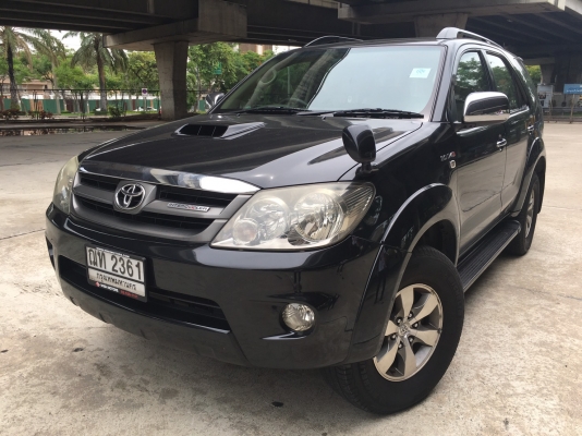 2005 TOYOTA FORTUNER 3.0V สีดำ 4WD