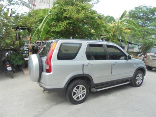 HONDA CRV, 2.0 EF ( i-VTEC) โฉม crv 02-06 สีเทา เกียร์ออโต้ สภาพพร้อมใช้งาน