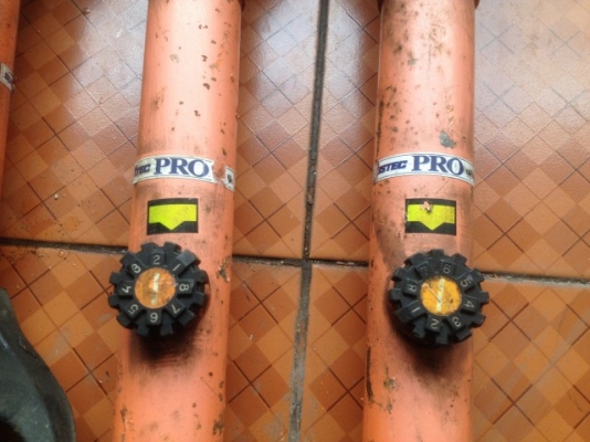 ปรับเกลียว TANABEปรับหนืดได้ ใส่เเอคคอร์ G6 G7 เก่าญี่ปุ่นเเท้สภาพดีเเห้งๆไม่ได้ล้าง ปรับเกลียว TANABEปรับหนืดได้ ใส่เเอคคอร์ G6 G7 เก่าญี่ปุ่นเเท้สภาพดีเเห้งๆไม่ได้ล้าง