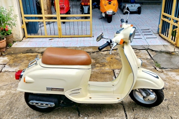 ขายด่วนรถป๊อป honda giorno