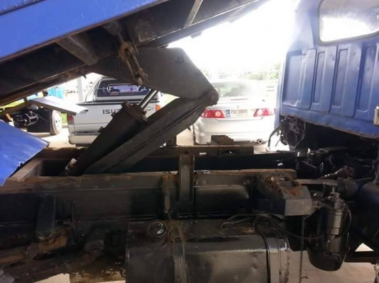 ขายรถ6ล้อ ดั้มKS 110แรง ภาษีเต็ม ยางดี รถสวยสภาพดี เฟืองท้ายใหญ่ เอกสารพร้อมโอน ราคา250,000 สนใจโทร 090-8588220คุณนะ 093-3258446คุณบิว หรือเข้าดูสินค้าอื่นๆได้ที่ www.narong2truck.com หรือ www.truck.in.th/498 หรือเพจFacebook ณรงค์ ซื้อขายรถมือสอง (เว็บไซต