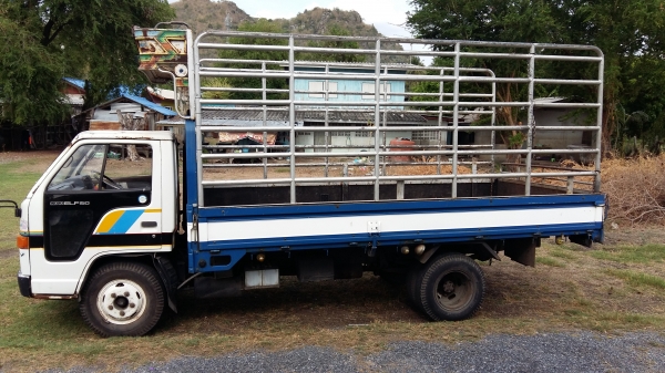 ขาย6ล้อ NKR เครื่อง 4BD1 115 ฝาขาว