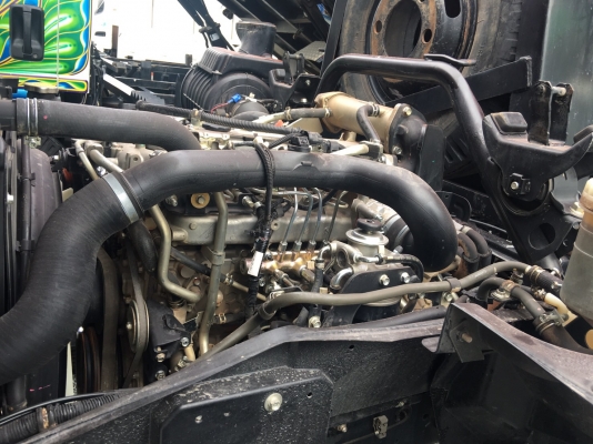 ขาย 6 ล้อ อีซูซุดัมพ์ FRR 190 แรง ปี 58 วิ่งน้อย 5x,xxx  สภาพน้องป้ายแดง  จัดแนนท์ได้ครับ สนใจติดต่อ 081-9420141  ,  081-5715326