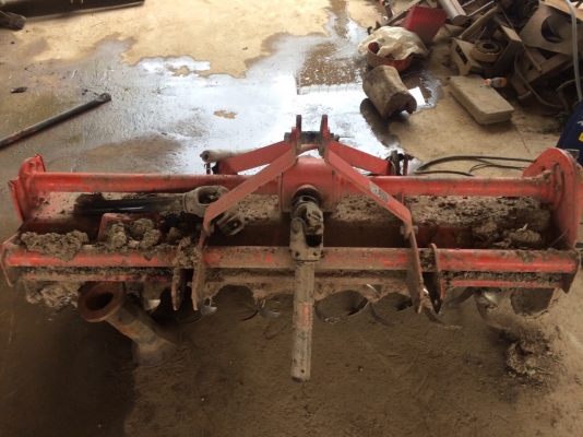 ขายรถไถ36แรงอุปกรณ์3ชิ้น