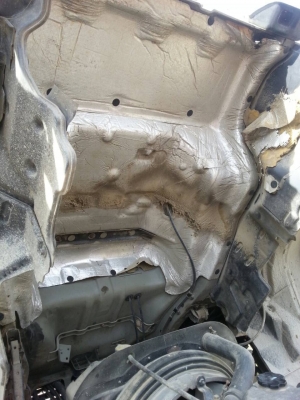 รถอีซูซุ 6 ล้อ ติดเครน 5 ตัน. FTR  200 แรงม้า. ปี 48.    สนใจติดต่อ  081 - 6079515