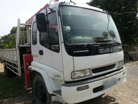 รถอีซูซุ 6 ล้อ ติดเครน 5 ตัน. FTR  200 แรงม้า. ปี 48.    สนใจติดต่อ  081 - 6079515