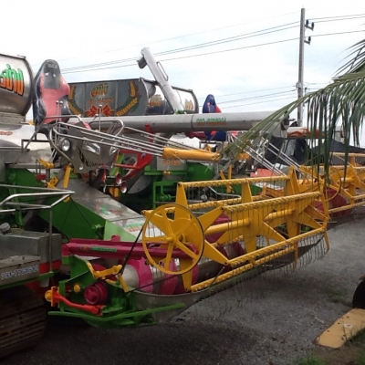 ขายรถเกี่ยวข้าว เครื่อง260Joตัวเดิน200และ 12ht ปัม้22 และ 23ใดกิ้น สนใจติดต่อ 0860025364 ช่างอุ ขายรถเกี่ยวข้าว เครื่อง260Joตัวเดิน200และ 12ht ปัม้22 และ 23ใดกิ้น สนใจติดต่อ 0860025364 ช่างอุ