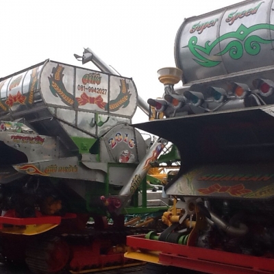 ขายรถเกี่ยวข้าว เครื่อง260Joตัวเดิน200และ 12ht ปัม้22 และ 23ใดกิ้น  สนใจติดต่อ 0860025364 ช่างอุ