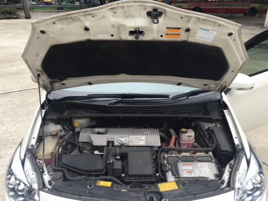 toyota prius 1.8 สีขาว ปี 2011 รถสวยมีเสน่ห์มาก พร้อมใช้งาน toyota prius 1.8 สีขาว ปี 2011 รถสวยมีเสน่ห์มาก พร้อมใช้งาน