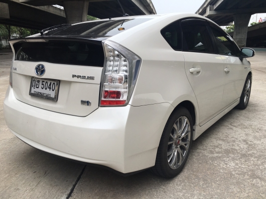toyota prius 1.8 สีขาว ปี 2011 รถสวยมีเสน่ห์มาก พร้อมใช้งาน toyota prius 1.8 สีขาว ปี 2011 รถสวยมีเสน่ห์มาก พร้อมใช้งาน