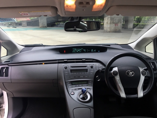 toyota prius 1.8 สีขาว ปี 2011 รถสวยมีเสน่ห์มาก พร้อมใช้งาน toyota prius 1.8 สีขาว ปี 2011 รถสวยมีเสน่ห์มาก พร้อมใช้งาน