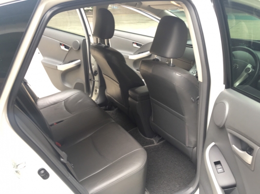 toyota prius 1.8 สีขาว ปี 2011 รถสวยมีเสน่ห์มาก พร้อมใช้งาน toyota prius 1.8 สีขาว ปี 2011 รถสวยมีเสน่ห์มาก พร้อมใช้งาน