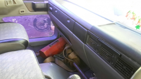 ขายด่วน HINO FL1J สภาพสวยพร้อมใช้งาน รถปี43 ยางดีพร้อมใช้งานคัชชีสวย  ภายในเรียบร้อย เอกสารพร้อมโอน