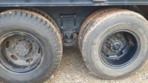 ขายด่วน HINO FL1J สภาพสวยพร้อมใช้งาน รถปี43 ยางดีพร้อมใช้งานคัชชีสวย  ภายในเรียบร้อย เอกสารพร้อมโอน