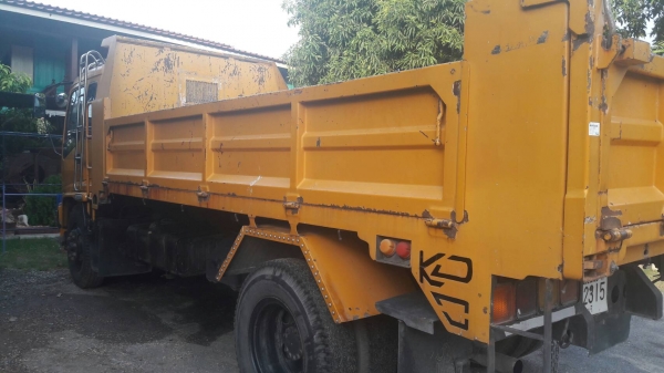 ขายหกล้อดั้มISUZU FTR33H2
