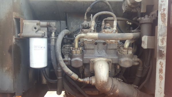 แบคโฮ HITACHI รุ่น ZX200-1