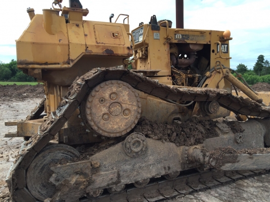 แทรกเตอร์   CAT D5H สภาพดีพร้อมใช้งาน. เอกสารใบชื้นขาย