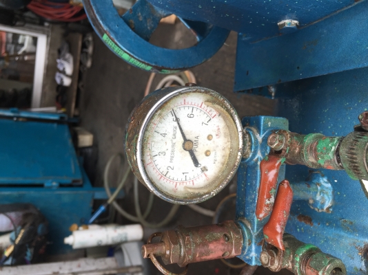 ลูกค้าโอนมัดจำแล้วครับ ปั๊มลมใซร์เล็ก 1สูบ1/4HP Up Motor เป็น1/3HP 220V 4pole 35L