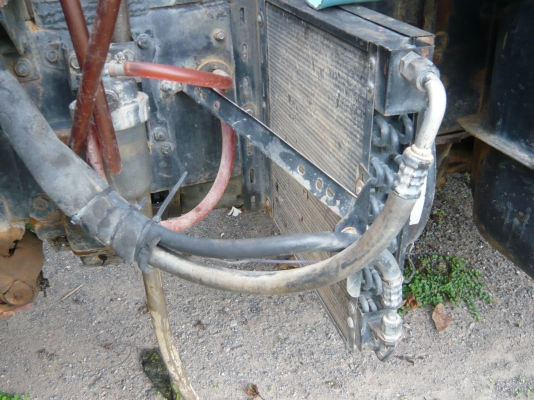 รถบรรทุกน้ำ 10 ล้อ 2 เพลา 10 เกียร์ รถมี 3 คัน ช่วงล่างใหญ่ รถบรรทุกน้ำ 10 ล้อ 2 เพลา 10 เกียร์ รถมี 3 คัน ช่วงล่างใหญ่