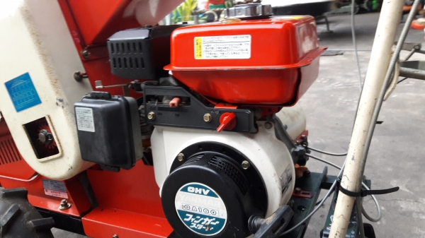 ขายเครื่องย่อยกิ่งไม้ สภาพสวยจากญี่ปุ่น