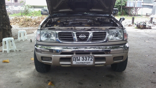 นิสสัน ฟรอนเทียร๋ 2.5 ดีเซล ปี2001 โฟร์วิล อินเตอร์คูลเลอร์