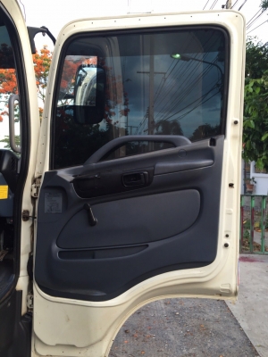 ขาย6ล้อHino Mega144แรงม้า ยูโร2 ปี49 ตู้แห้งมิเนียม ยาว5.60ม