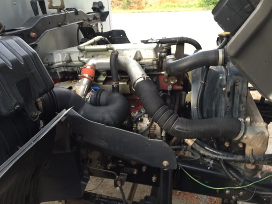 ขาย6ล้อHino Mega144แรงม้า ยูโร2 ปี49 ตู้แห้งมิเนียม ยาว5.60ม