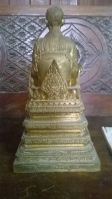 พระรูปในหลวง เนื้อเรซิน เคลือบทองแดง แปะทองคำเปลว สวยๆๆ เหมาะแก่การสักการะบูชา 15,000