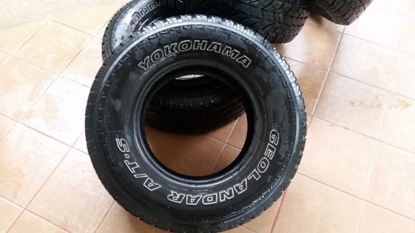 ขายยาง yokohama at-s 265 70 16