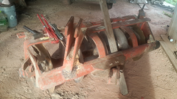 ตราช้าง 5x24นิ้วครับ