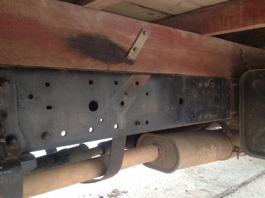 Isuzu NKR ปี43 120 แรง ขายทั้งคู่คันล่ะ375000