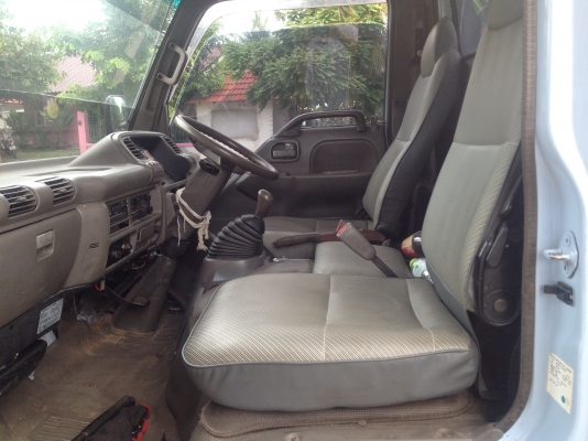 Isuzu NKR ปี43 120 แรง ขายทั้งคู่คันล่ะ375000