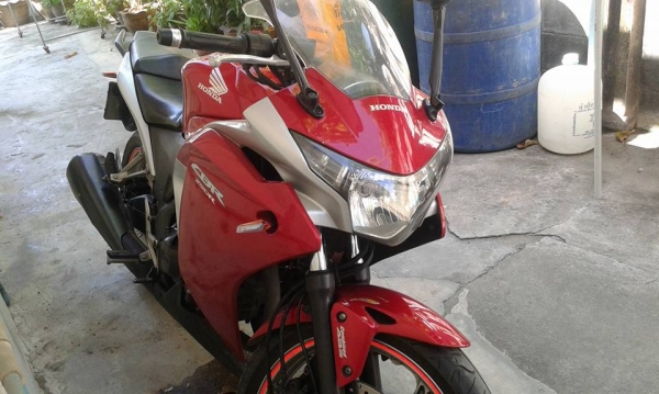 ขายCBR250 มีAbs รถปี 55 พร้อมใช้งาน พร้อมโอน