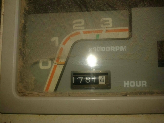 ขายรถเกียวข้าว ปี 53 270000 สภาพพร้อมใช้