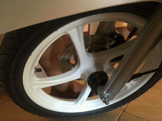 ล้อฟีโน่