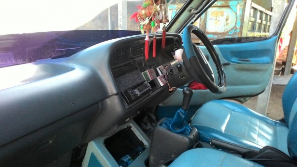 ต้องการขายรถตู้ 2002 ปี 42 พร้อมใช้ ( ราคาลดสุด ฯฯไปเลย ) งดต่อ ลอง 95000 บาท ได้คับ ต้องการขายรถตู้ 2002 ปี 42 พร้อมใช้ ( ราคาลดสุด ฯฯไปเลย ) งดต่อ ลอง 95000 บาท ได้คับ